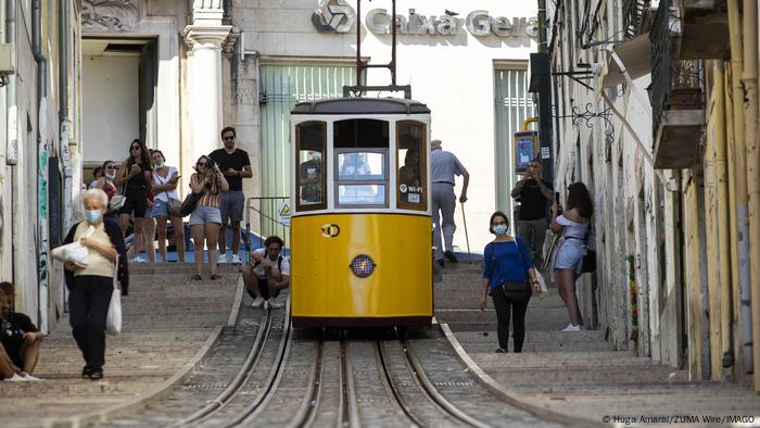 Portugal I Bahn in Bica, Lissabon
