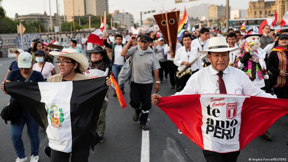Peru: Boluarte weist Rücktrittsforderungen inmitten von Protesten zurück
