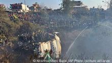 Viele Tote bei Flugzeugabsturz in Nepal