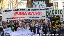 Health workers and their supporters protest against the public health care policy of the Madrid regional government, which they say is destroying primary care, in Madrid, Spain, January 15, 2023. REUTERS/Isabel Infantes