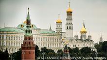 A view of the Kremlin taken during the last day of the three-day parliamentary and local elections in Moscow on September 19, 2021. - The vote will see lawmakers elected to the 450-member lower house State Duma, where United Russia currently holds 334 seats, and to several local legislatures. After a year that saw a historic crackdown on the opposition and with President Vladimir Putin's United Russia party floundering in the polls, authorities are doing what they can to drum up interest in parliamentary elections taking place over three days from 17-19 September, 2021. (Photo by Alexander NEMENOV / AFP) (Photo by ALEXANDER NEMENOV/AFP via Getty Images)