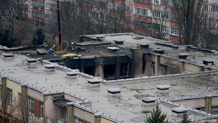 Tejado del edificio donde se estrelló el helicóptero.