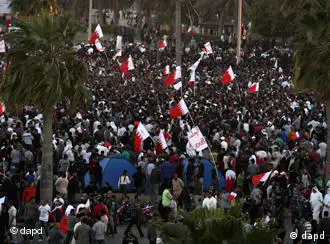 埃及之后巴林也爆发大规模民众示威