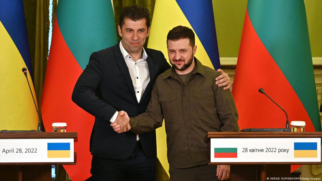 През април 2022 тогавашният български премиер Кирил Петков се срещна със Зеленски в Киев 