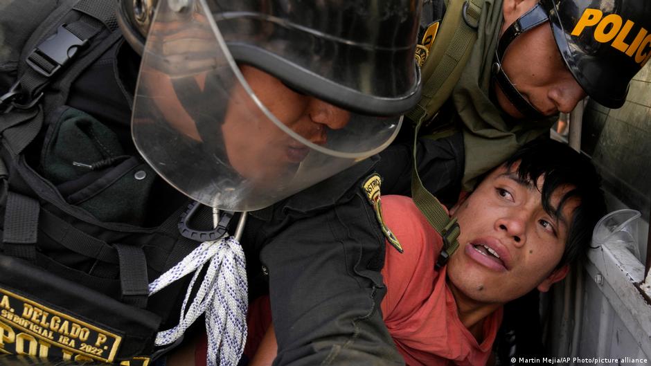 Peru protests: Access to Machu Picchu blocked – DW – 01/23/2023