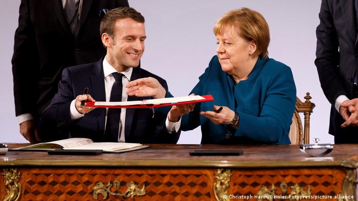 Nënshkrimi në Ahen i Marrëveshjes gjermano-franceze të Miqësisë më 22 janar 2019 nga Angela Merkel dhe Manuel Macron