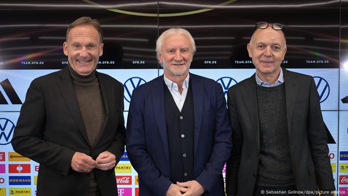 DFB-Vize Hans-Joachim Watzke, Rudi Völler und DFB-Präsident Bernd Neuendorf (v.l.n.r.)