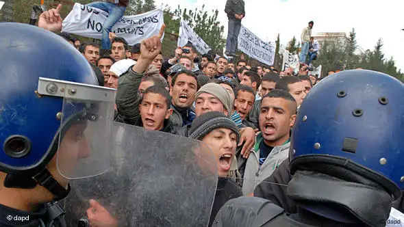 Demonstrierende Studenten in Algier