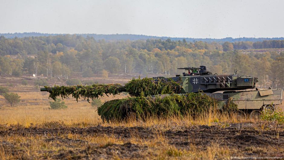 Bundesverov tenk Leopard 2 A7V tokom manevara