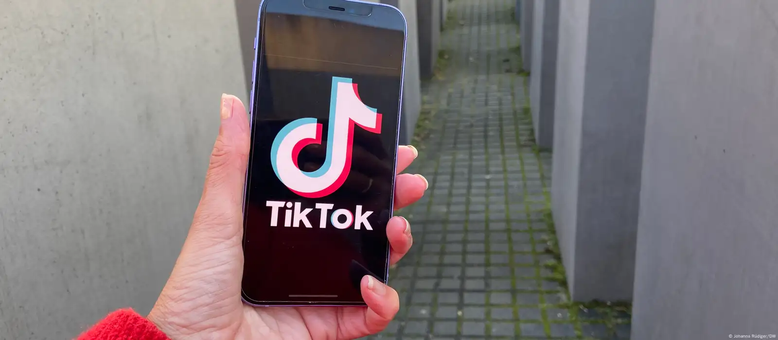 Holocaust remembrance on TikTok – DW – 01/26/2023