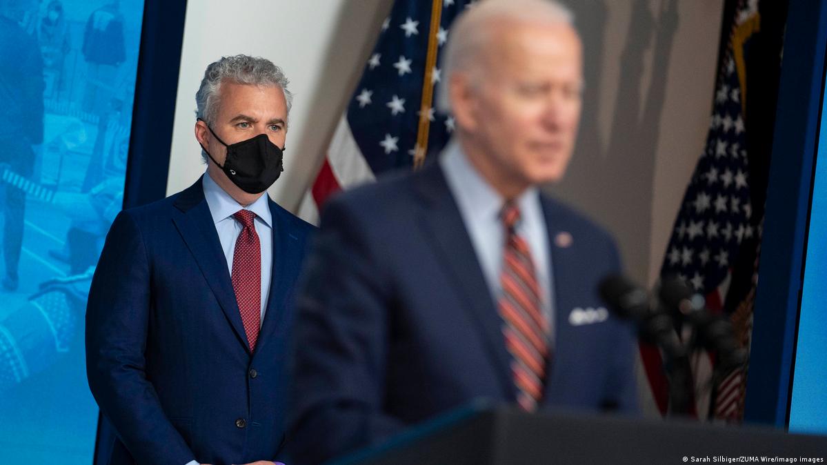 Joe Biden to select Jeff Zients as next chief of staff – DW – 01/23/2023