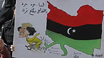 Libyen Unruhen Proteste in Tobruk Plakaten Demonstration