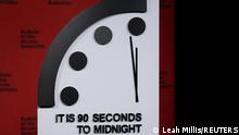 “世界末日时钟”（Doomsday Clock）的午夜12点象征着人类的末日