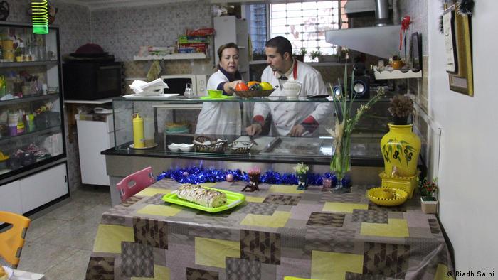 الأزمة الاقتصادية تضرب أصحاب المطاعم التونسية من الطبقة الصغرى والمتوسطة. (24/1/2023)