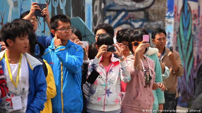 過去中國遊客是許多重要的觀光客來源，圖為2013年在德國旅遊的中國團客（資料照）