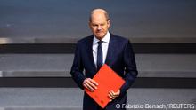 Olaf Scholz defiende ante el Bundestag la decisión de enviar tanques Leopard 2 a Ucrania