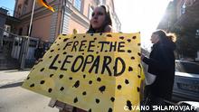 Ucrania: La moda del estampado de leopardo inunda las redes sociales en apoyo a envío de tanques alemanes Leopard