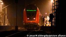 Zwei Tote bei Messerangriff in Regionalzug von Kiel nach Hamburg 