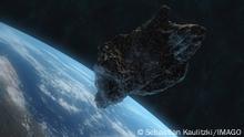 dangerous asteroid Copyright: xSebastianxKaulitzkix/xDesignxPicsx , 30265730 PUBLICATIONxINxGERxSUIxAUTxONLY Copyright: SebastianxKaulitzkix/xDesignxPics 30265730