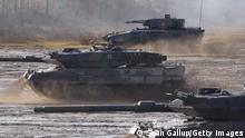 الدبابات الغربية..قبضة أوكرانيا الحديدية لصد الغزو الروسي