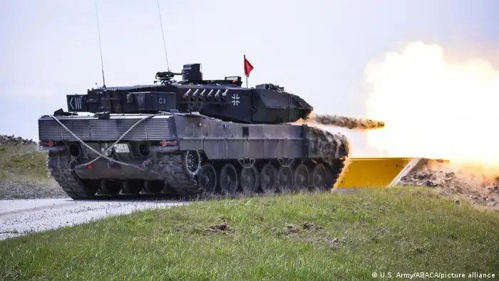 圖為德國的豹2坦克於2016年堅強歐洲坦克挑戰賽上亮相。