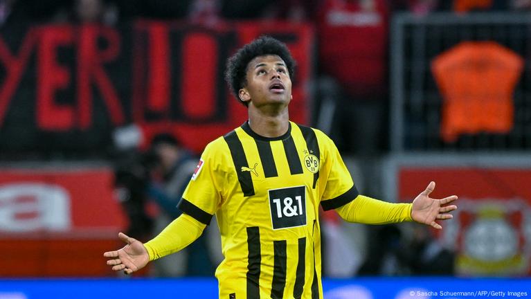 Karim Adeyemi finally makes his mark for Borussia Dortmund – DW – 01/29 ...