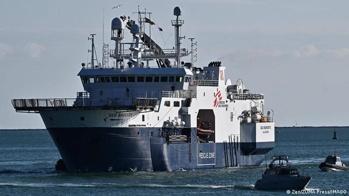 Das von Ärzte ohne Grenzen betriebene Rettungsschiff Geo Barents Ende Januar im Hafen von La Spezia in Italien