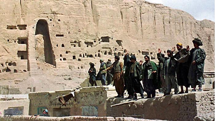 Buddhastatuen in Bamiyan Flash-Galerie (AP)
