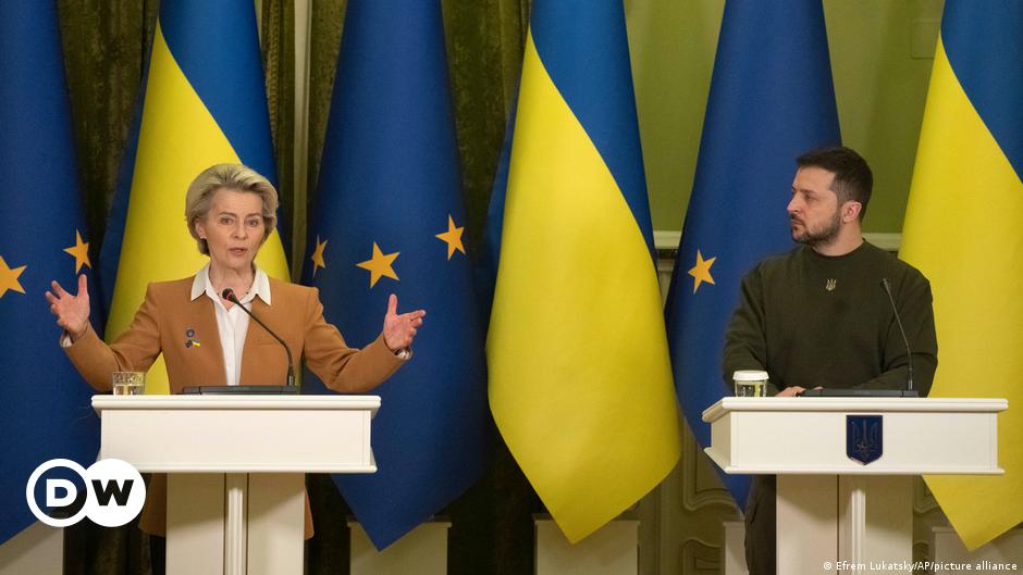 Ukraine aktuell: Von der Leyen kündigt in Kiew neue Sanktionen gegen Russland an