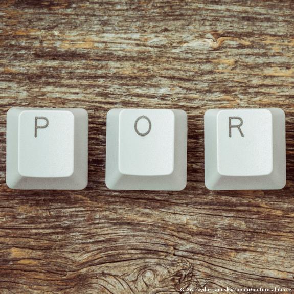 Chronic Porn Addiction Shame Captions - Can you be addicted to porn? â€“ DW â€“ 02/14/2023