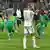 أحمد قندوسي لاعب الجزائر يندب حظه بعدما أضاع الركلة السادسة أمام الكاميرون في نهائي "شان" (4/2/2023). 