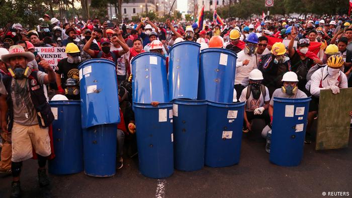 Las manifestaciones no han cesado en Perú desde diciembre, pese a la represión policial. (04.02.2023)