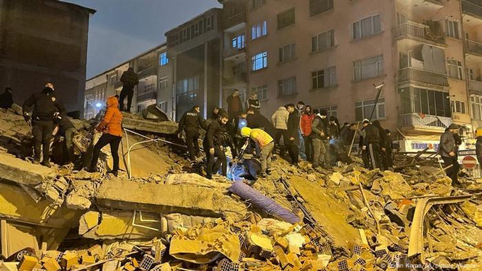 Un edificio destruido en Malatya.