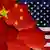 Symbolbild Beziehungen USA China Fahne Flagge