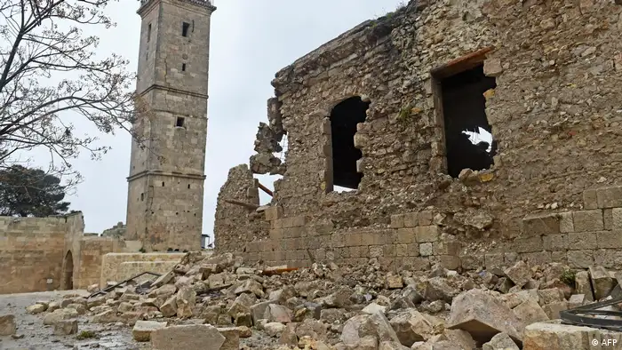 الزلزال يدمر أجزاء من قلعة حلب التاريخية (6/2/2023)