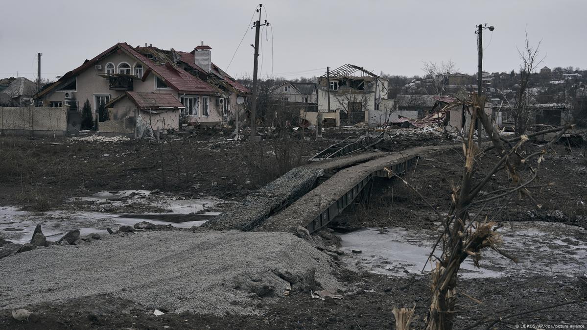 Залужный: ВСУ удерживают Бахмут под контролем – DW – 11.02.2023