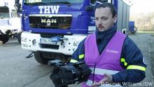 (T) SMURF-Experte Arnold Lange
(S) Erdbeben, Roboter, THW, SMURF
(C) Derrick Williams/DW-TV