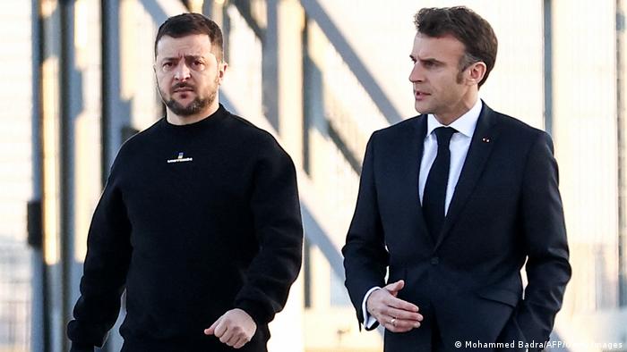 Ukrainischer Präsident Wolodymyr Selenskyj und französischer Präsident Emmanuel Macron