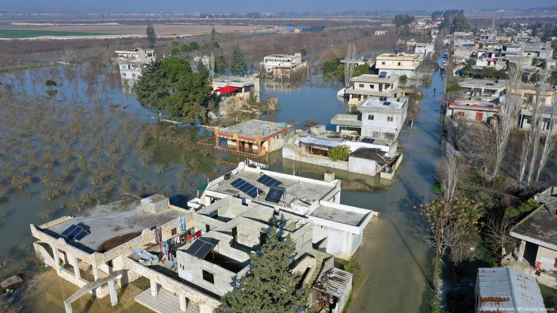 Deprem Suriye'nin kuzeyini de vurdu Deprem Suriye'nin kuzeyini de vurdu