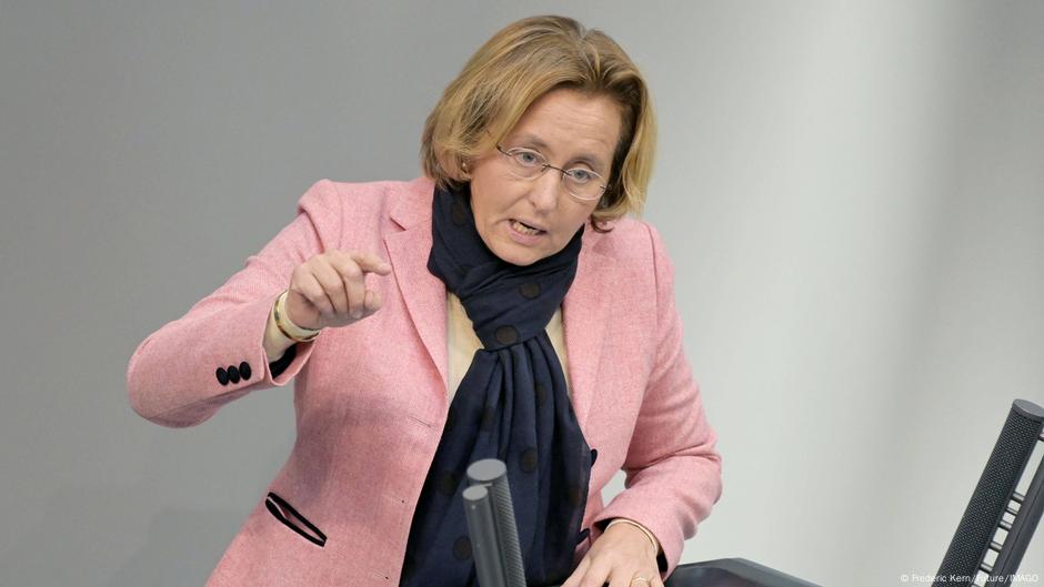 Germany's AfD seeks closer ties with the MAGA movement  DW  10/06/2025