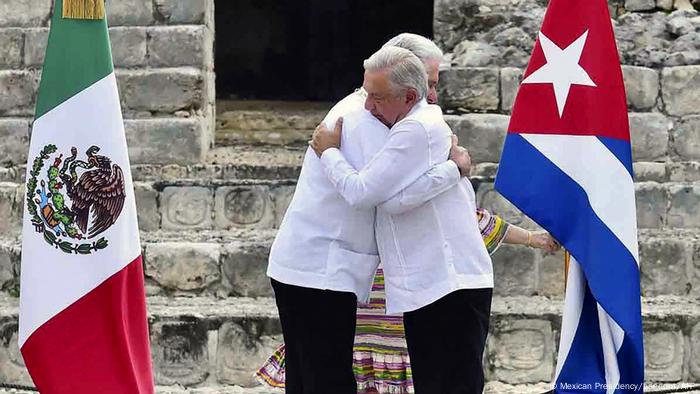 Foto de Miguel Díaz-Canel y Andrés Manuel López Obrador