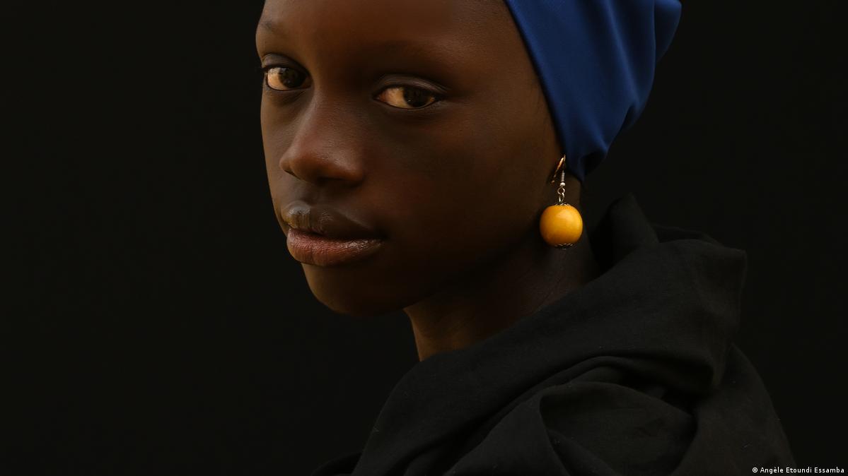 Ebony Teen Girl Interracial - Vermeer reinterpreted: Girl with an Amber Earring â€“ DW â€“ 02/16/2023