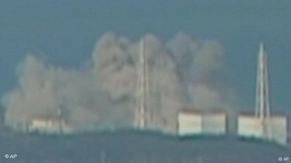 Explosion am Reaktorblock 1 des Kernkraftwerks Fukushima am 12.3.2011 (Foto: ap)