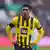 Jude Bellingham von Borussia Dortmund schaut ernst und stemmt die Hände in die Hüften