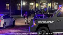 13.02.2023
Armed police officers with weapons drawn rush into Phillips Hall on the campus of Michigan State University, in East Lansing, Mich., as authorities respond to reports of shootings, late Monday, Feb. 13, 2023. (Jakkar Aimery/Detroit News via AP)
