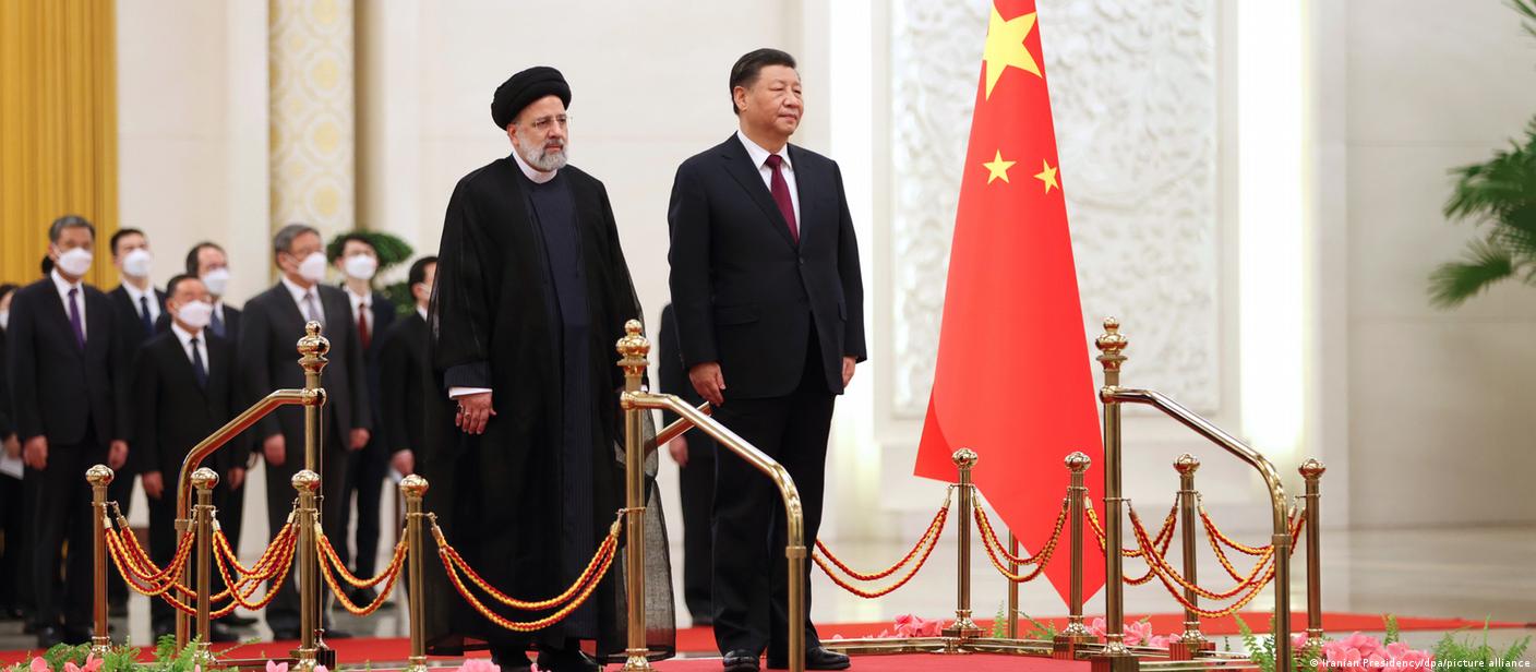 Besuch von Irans Präsident Raisi in China