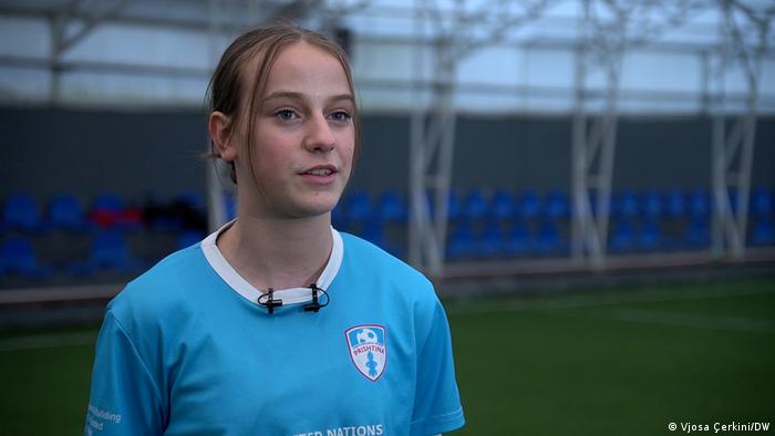 Aurora Cakolli, 14-jährige Fußballspielerin vom KFV Prishtina aus dem Kosovo