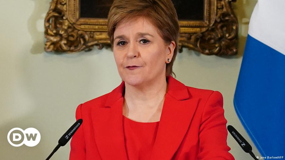 Schottische Regierungschefin Sturgeon kündigt Rücktritt an