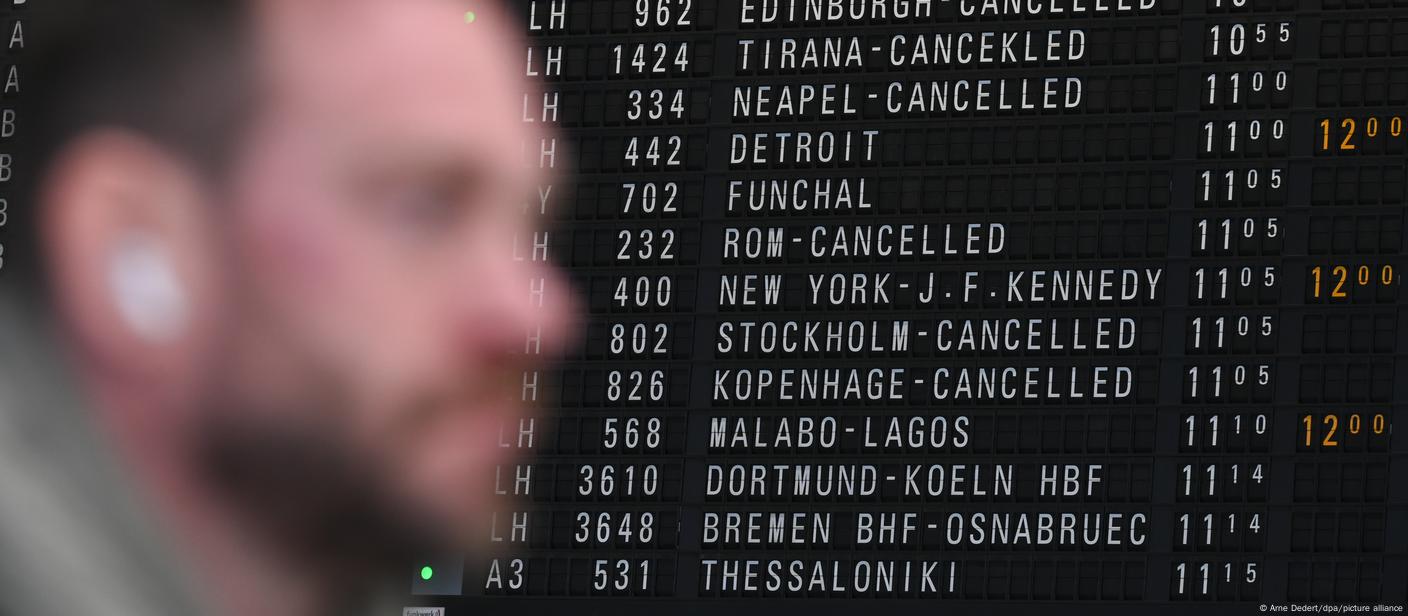 Lufthansa system failure causes massive travel chaos