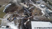 06/02/2023 FILE PHOTO: Drone footage shows the freight train derailment in East Palestine, Ohio, U.S., February 6, 2023 in this screengrab obtained from a handout video released by the NTSB. NTSBGov/Handout via REUTERS
THIS IMAGE HAS BEEN SUPPLIED BY A THIRD PARTY./File Photo